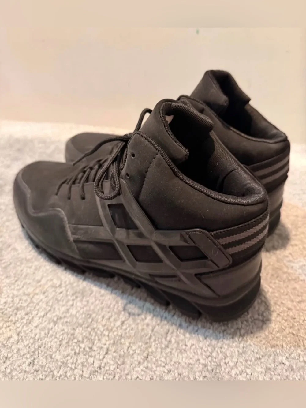 Men’s Black Athletic Sneakers Size 10 Brand New Never Worn